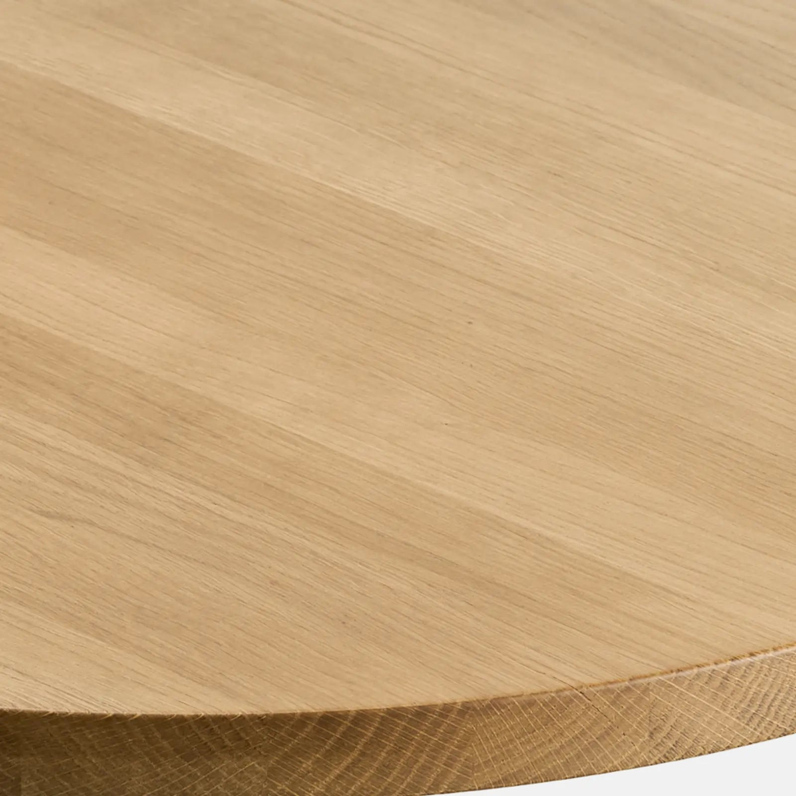 bistro_table_detail_1.webp