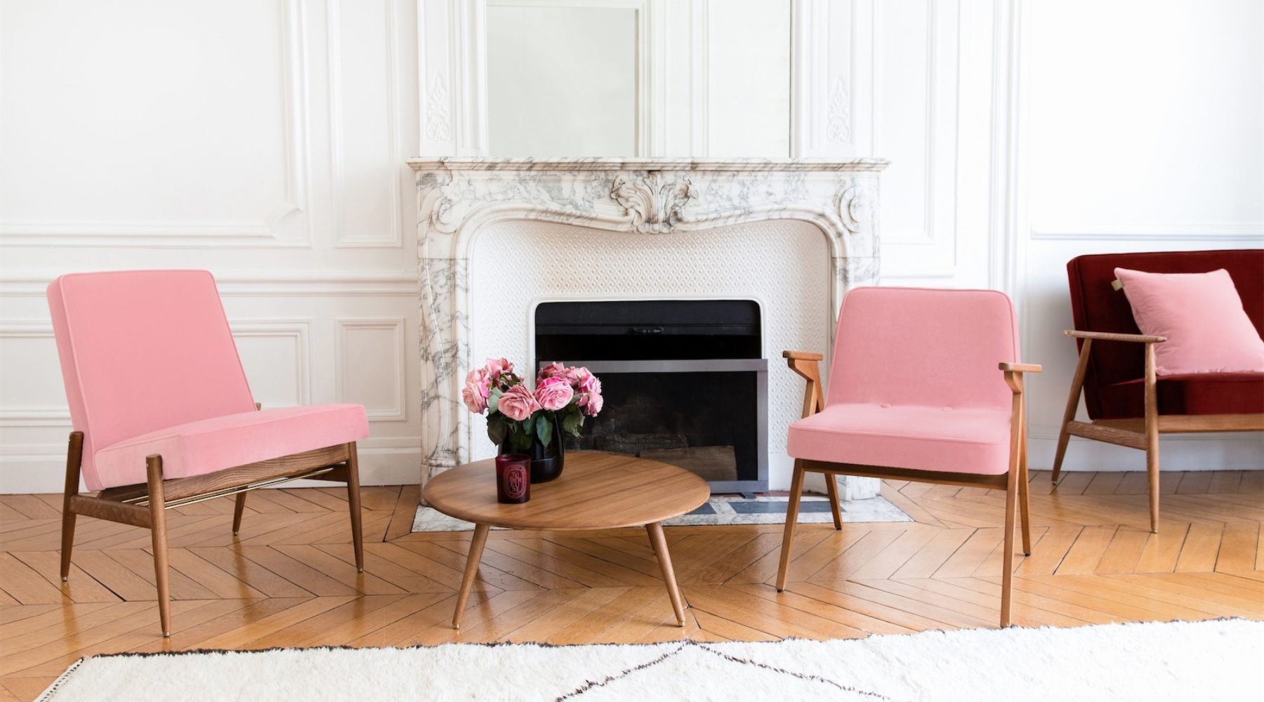 La Vie en Rose and Red Brick: Mid-Century Design in a Delicate Powder Pink and Sensual Brick Red