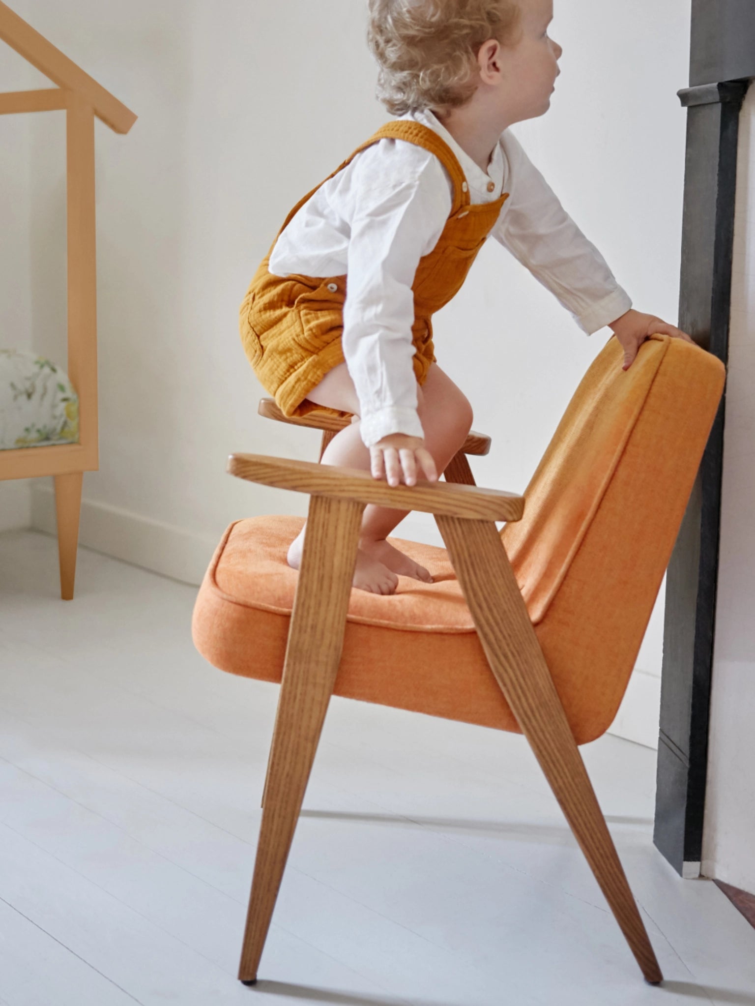 366 Junior Armchair in Boucle Mustard