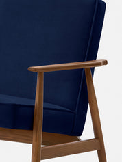 FOX LOUNGE CHAIR – Blue in Velvet Indigo Fabric