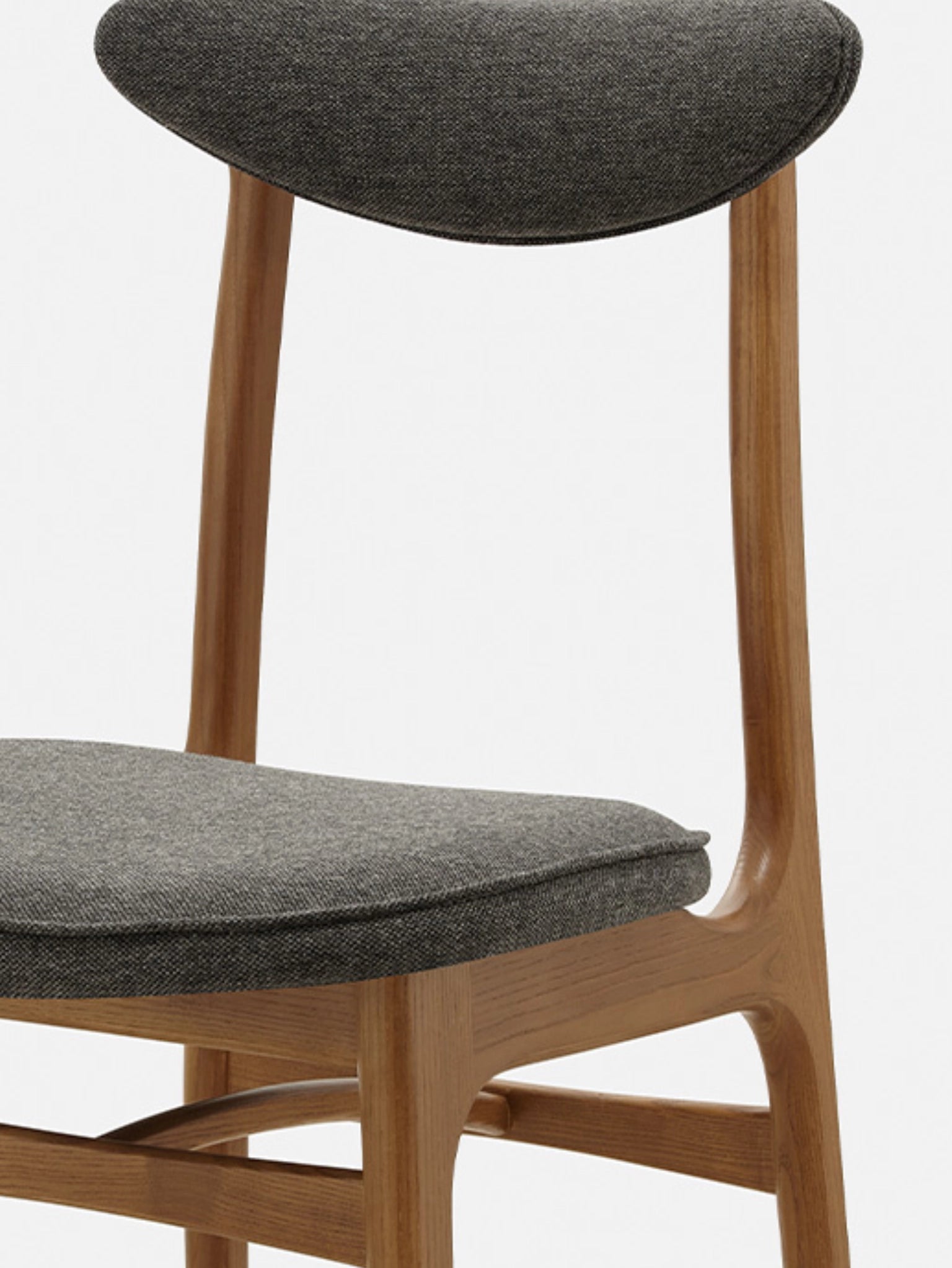 200-190 Chair in Wool Grey Black