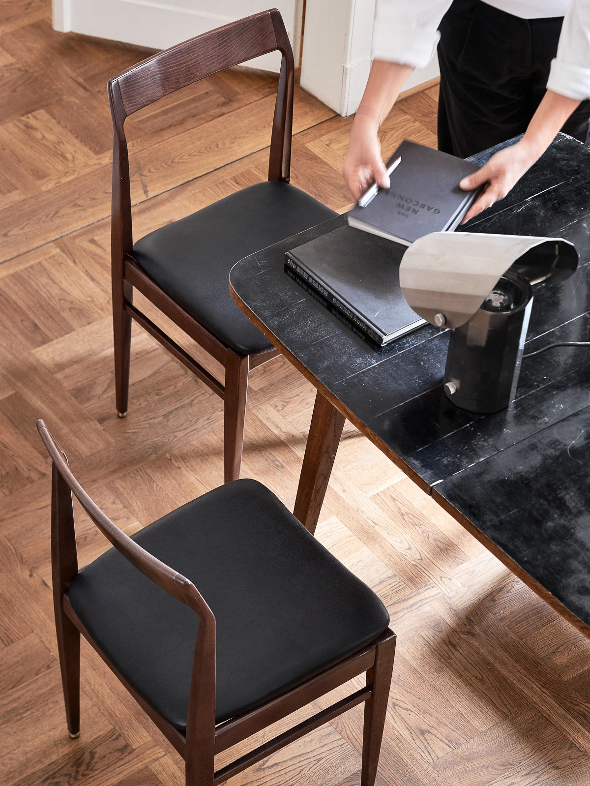 Chaise Homa 104 en tissu Natural Leather Brown