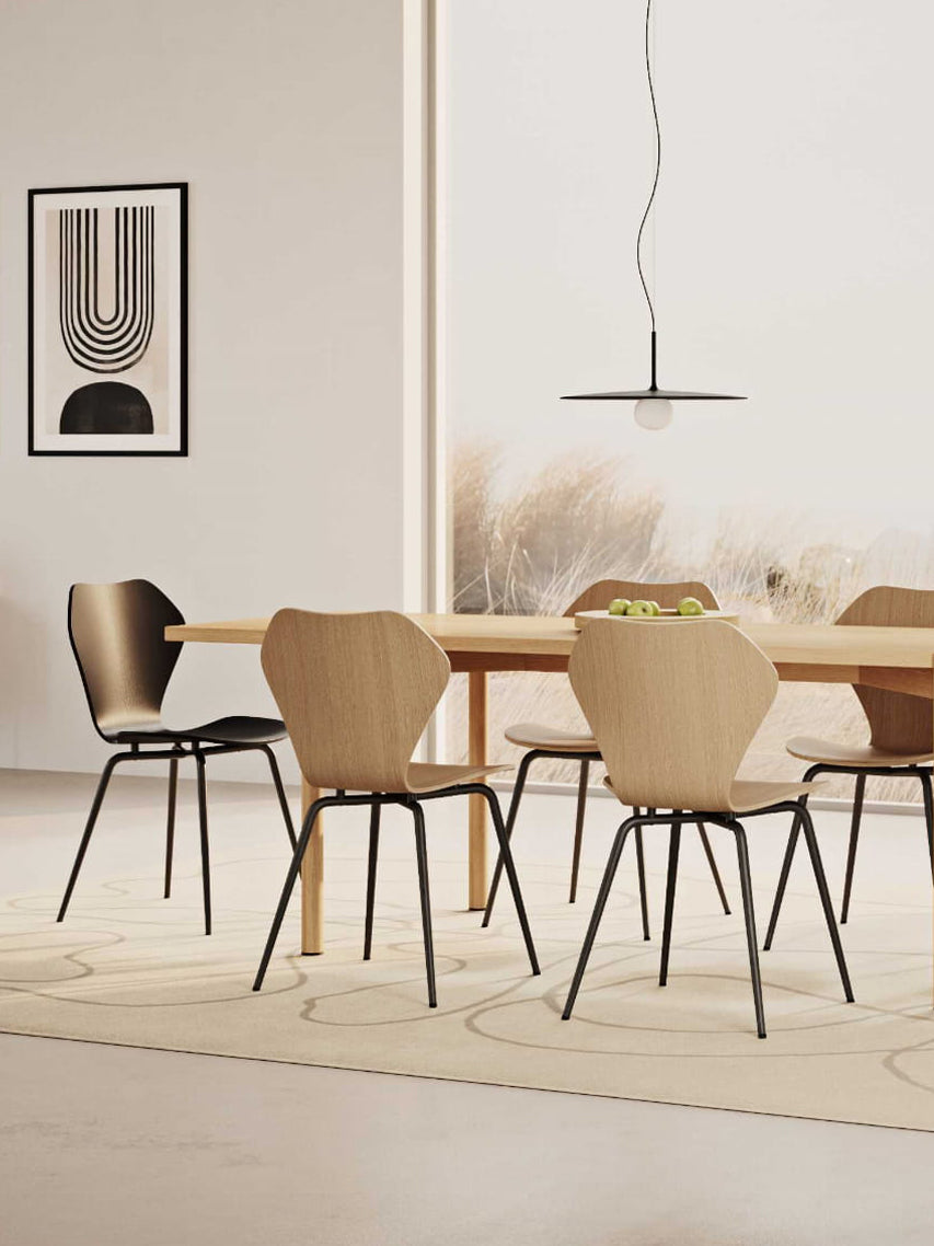 KA237 Chair Classic in Black Oak Finish