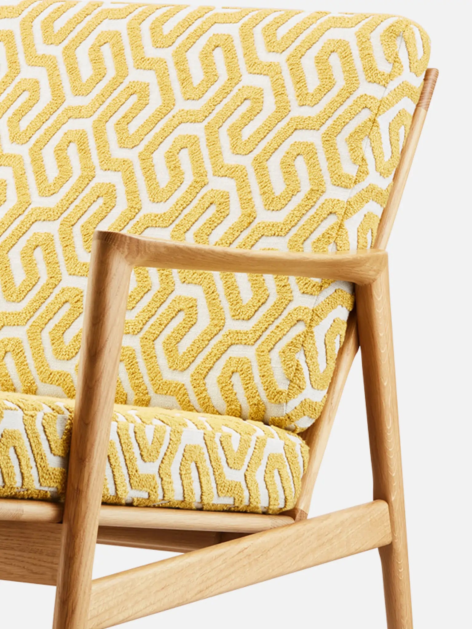 STEFAN_COFFEE_Mustard_02_detail_1.webp