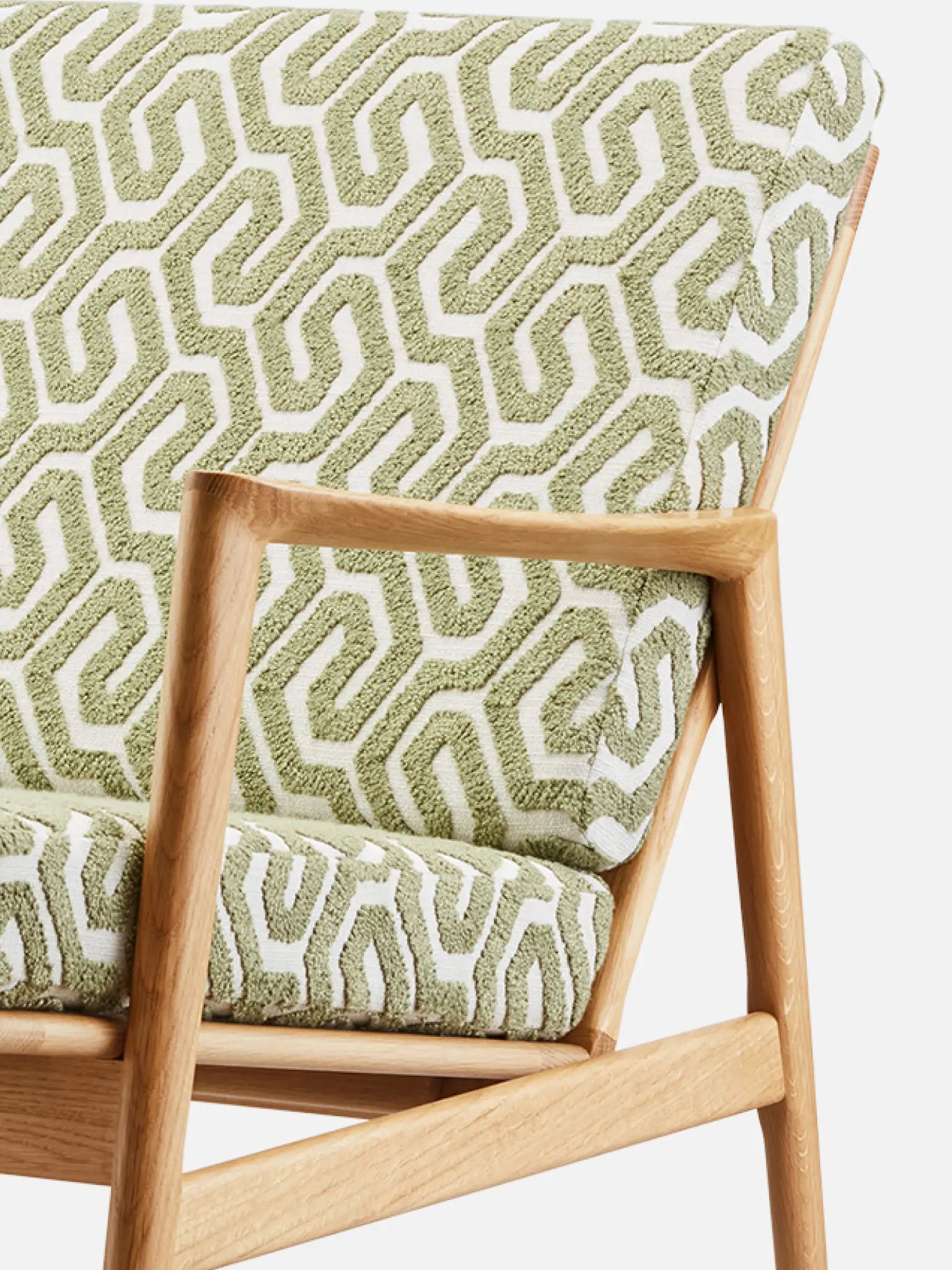 Stefan Lounge Chair in Coffee Olive