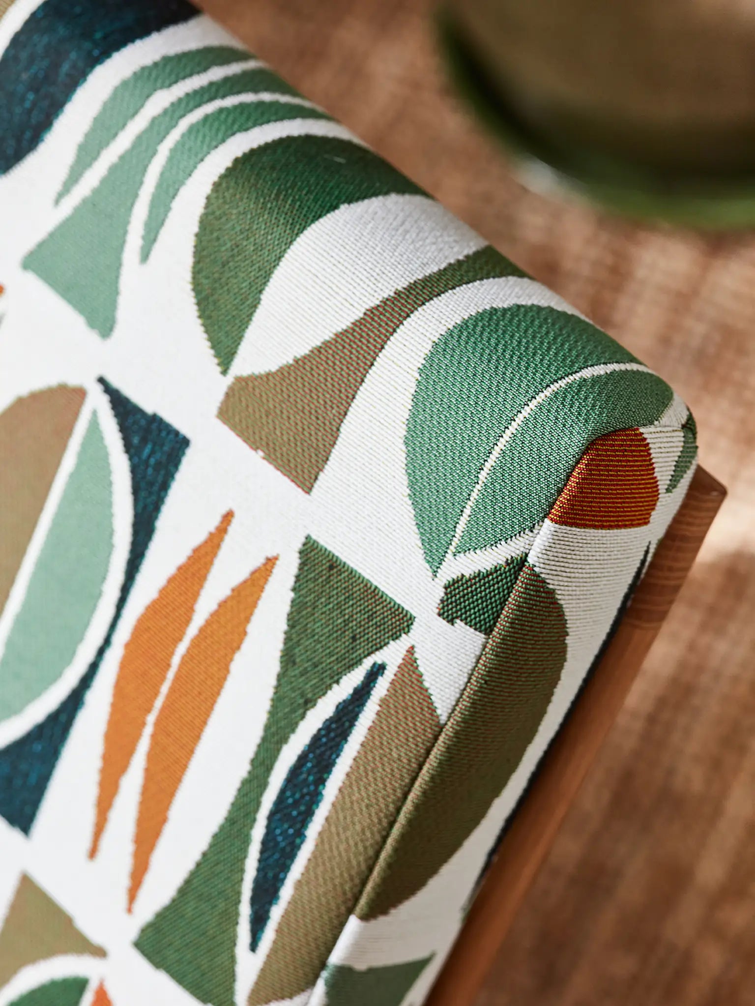 Fauteuil Stefan en tissu Amalfi Vert Orange Casamance