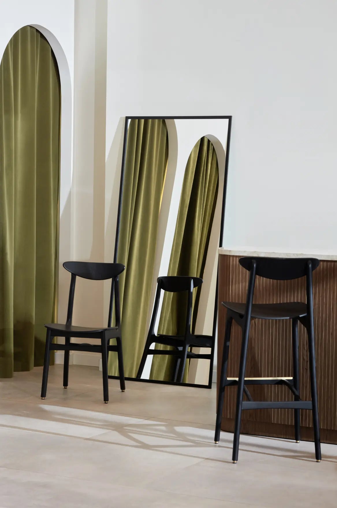 hatss_photo_mood_2_441ad7f0-5832-475a-8bad-1aa0f3af9ea4.webp