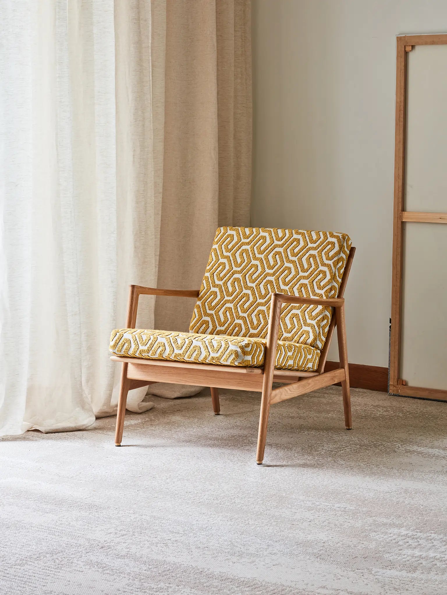 Stefan Lounge Chair in Coffee Mustard