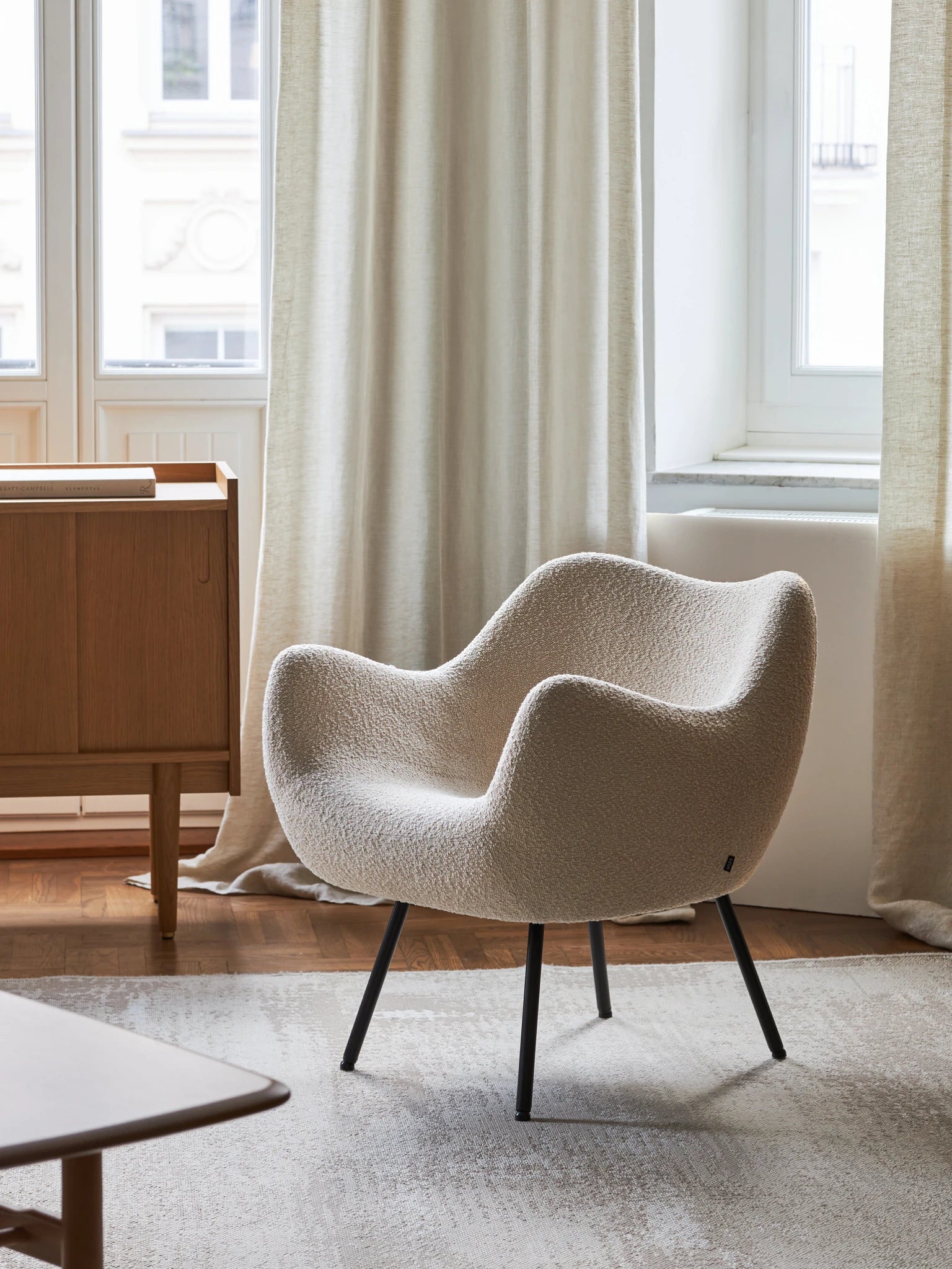 RM58 Soft Armchair in Boucle Beige