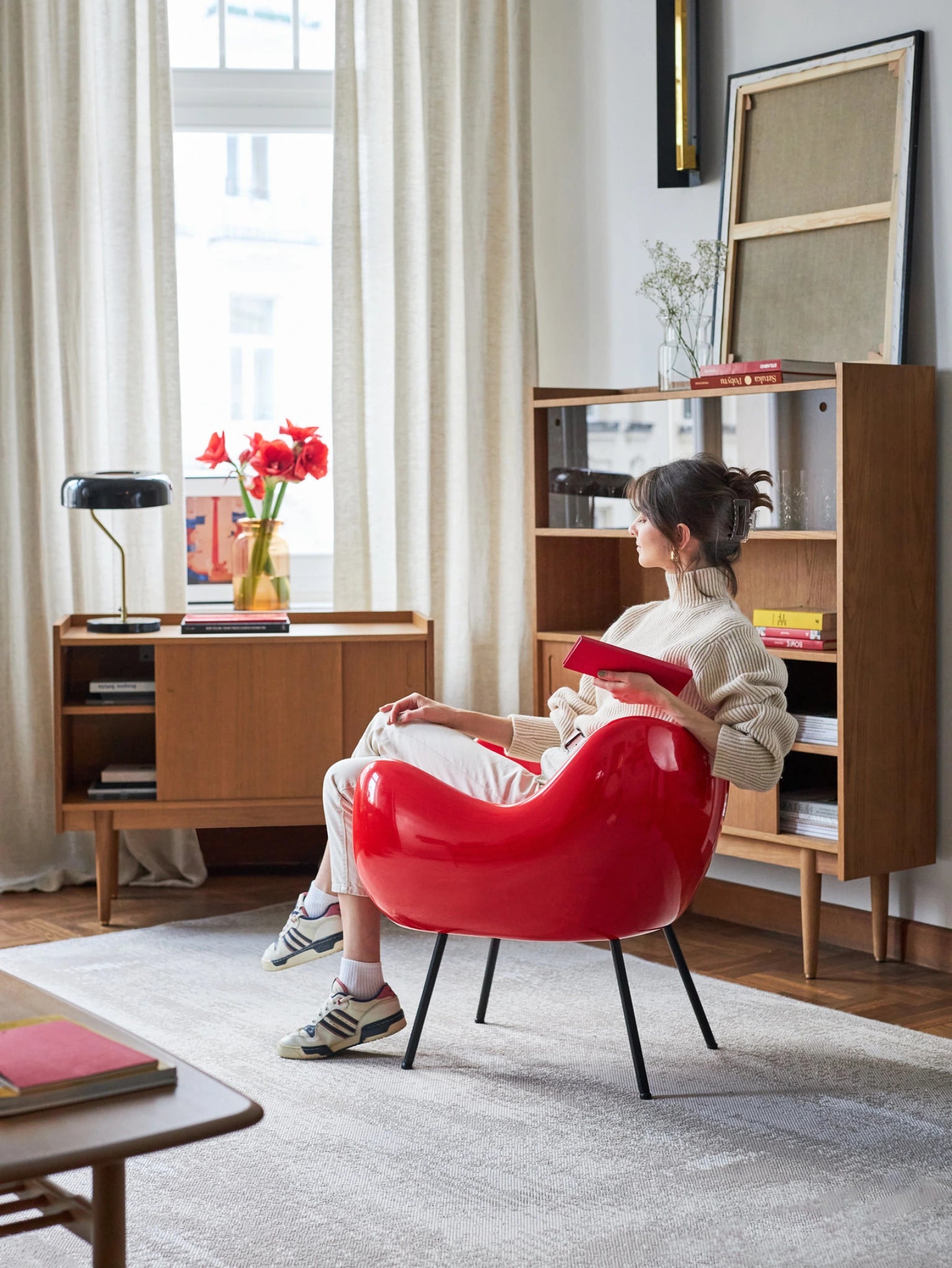 RM58 Classic Armchair in Red Glossy Finish