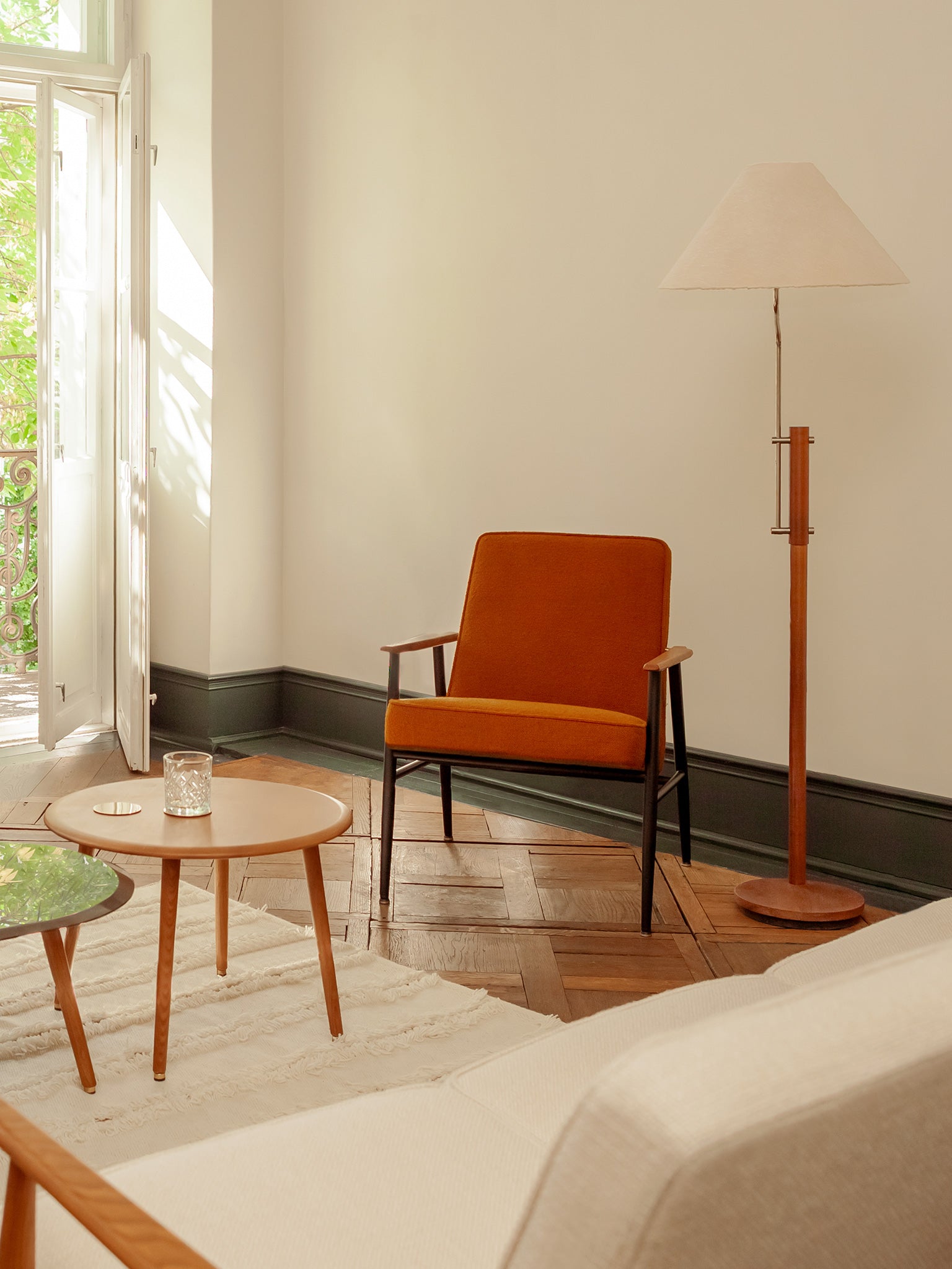 Fox Metal Lounge Chair in Boucle Sierra